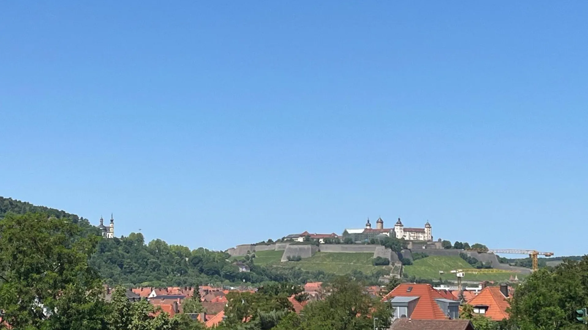 Schoenes Apartment Mit Festungsblick - Free Parking - Wurzburg 0*,  Germany